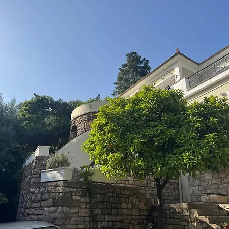 Christina's Gasthof Vathy (Ithaca)